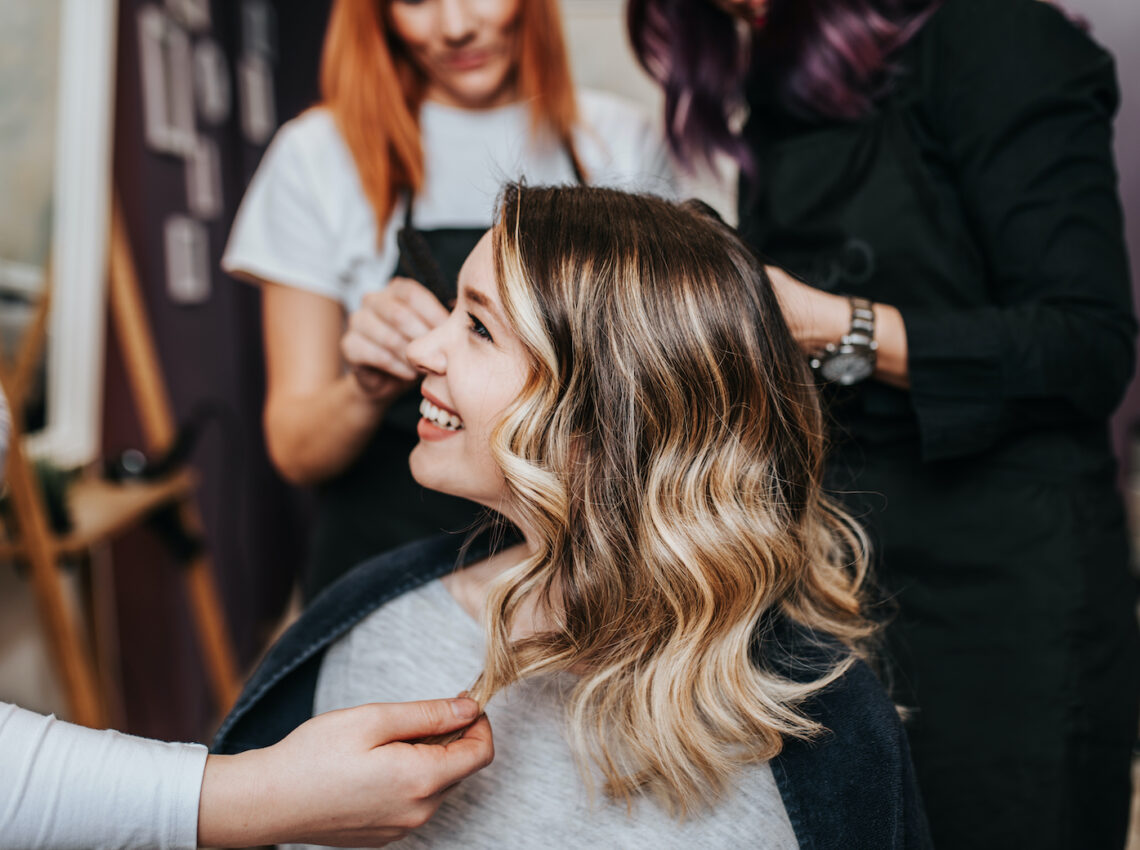 Colour Full Head Highlights (Women)
